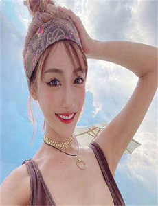 叔叔的妻子